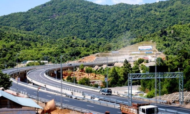 Điều chỉnh mức phí qua hầm đường bộ Đèo Cả