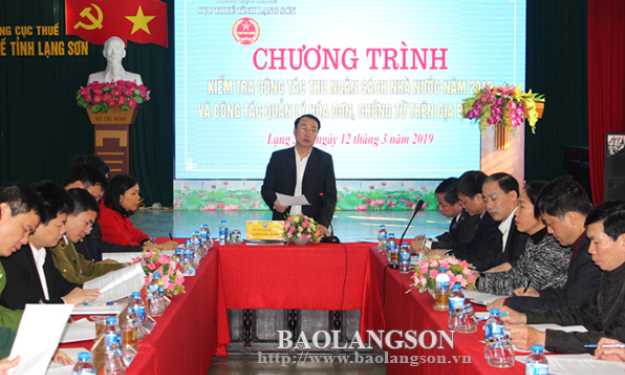 Lãnh đạo UBND tỉnh làm việc tại Cục Thuế