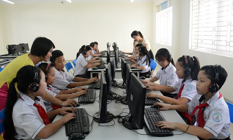 Bảo đảm 100% học sinh lớp 1 được học hai buổi/ngày