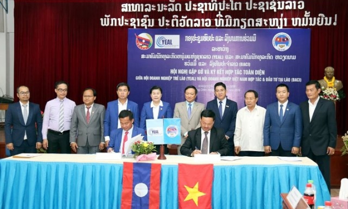Việt Nam và Lào đẩy mạnh kết nối doanh nghiệp