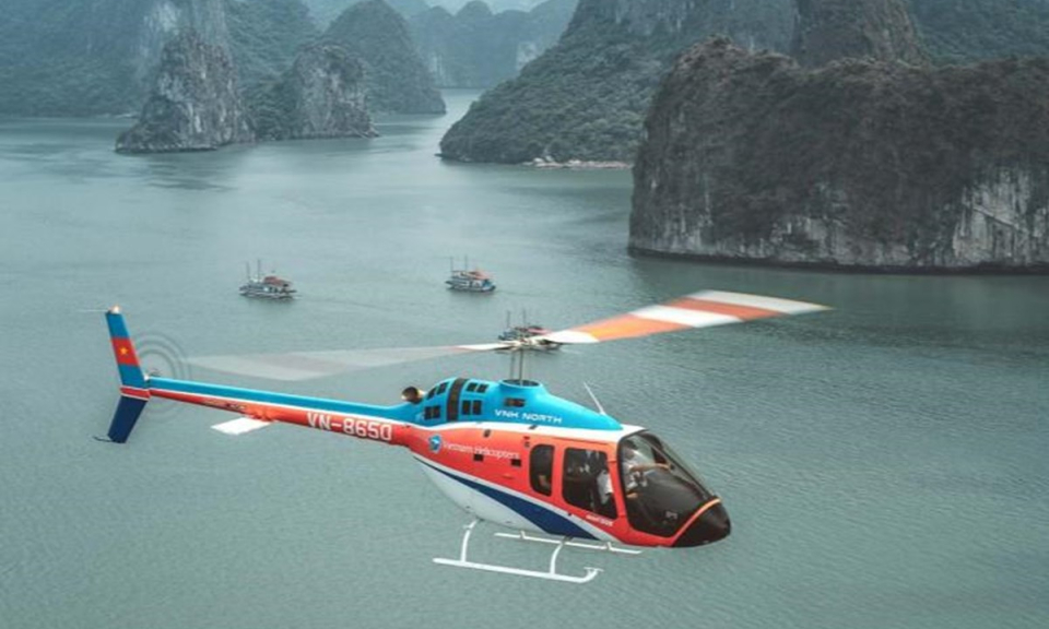 Truyền thông quốc tế giới thiệu trải nghiệm Hạ Long bằng trực thăng