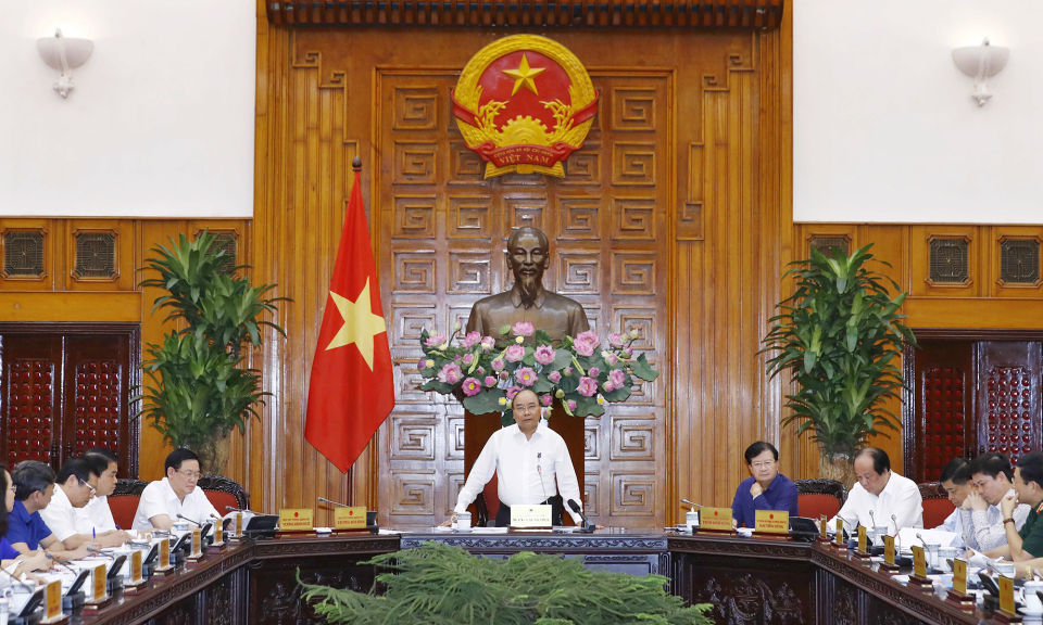 Thường trực Chính phủ họp về một số dự án hạ tầng