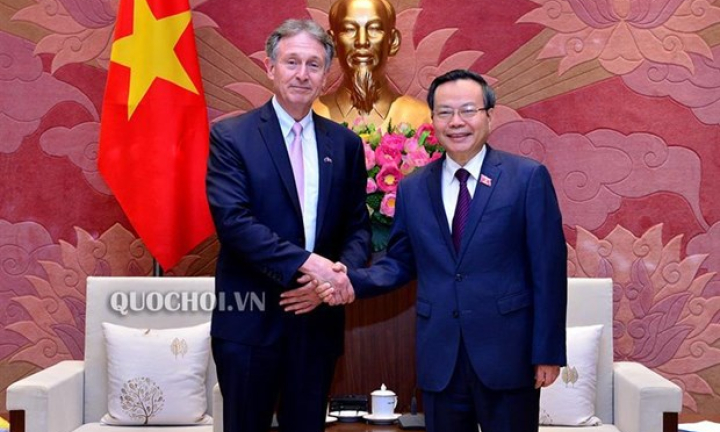 Phó Chủ tịch Quốc hội tiếp Chủ tịch Hội đồng Kinh doanh EU-ASEAN