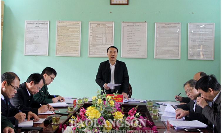 Lãnh đạo UBND tỉnh kiểm tra tại cửa khẩu Bình Nghi