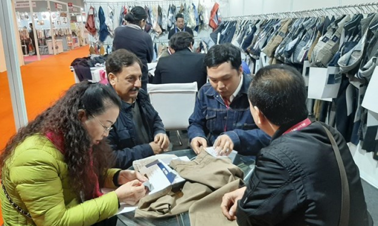 Việt Nam-Ấn Độ bàn biện pháp thúc đẩy hơn nữa mối quan hệ