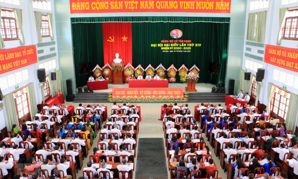 Chuẩn bị đại hội đảng bộ các cấp tiến tới Đại hội XIII của Đảng
