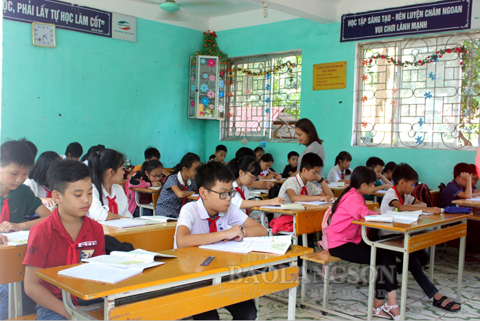 Không bắt buộc đeo khẩu trang trong lớp học