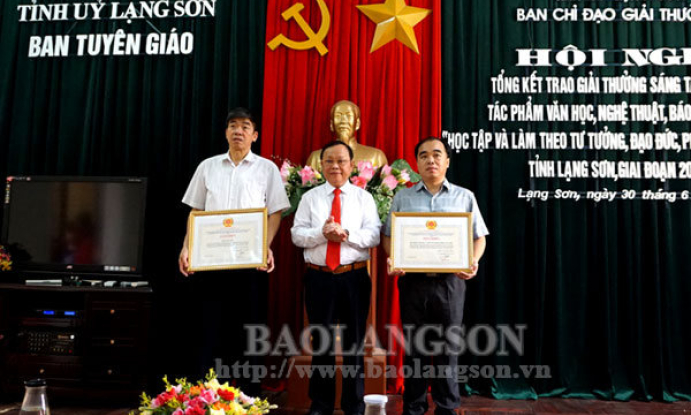 Trao giải thưởng sáng tác, quảng bá tác phẩm về “Học tập và làm theo tư tưởng, đạo đức, phong cách Hồ