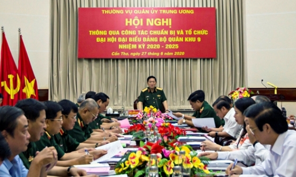 Quân ủy Trung ương làm việc với Quân khu 9 về công tác tổ chức Đại hội khóa mới