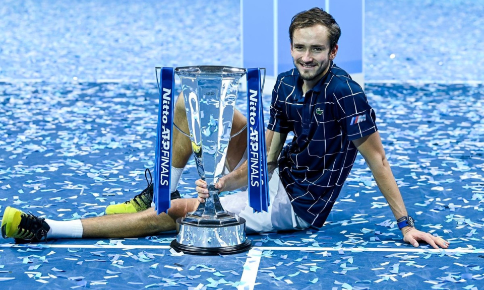 Ngược dòng hạ Thiem, Daniil Medvedev lần đầu vô địch ATP Finals