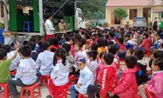 Thư viện tỉnh: Đa dạng cách thu hút người đọc