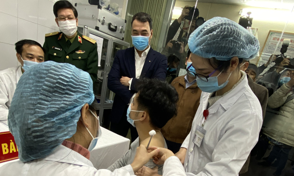 Chính thức tiêm thử nghiệm vaccine “make in Vietnam” phòng bệnh COVID-19