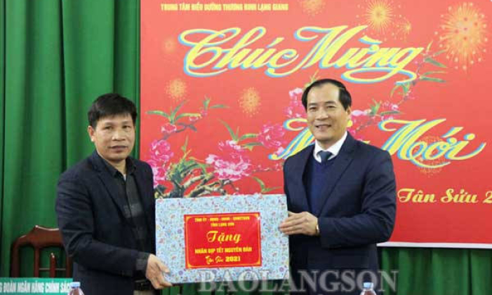 Lãnh đạo UBND tỉnh thăm, chúc Tết tại Trung tâm Điều dưỡng thương binh Lạng Giang