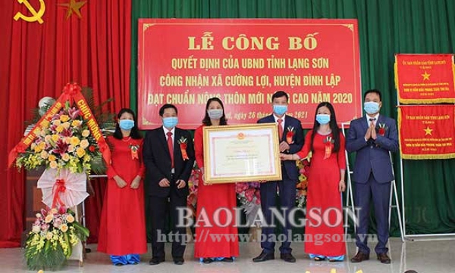 Xã Cường Lợi đón bằng công nhận xã đạt chuẩn nông thôn mới nâng cao