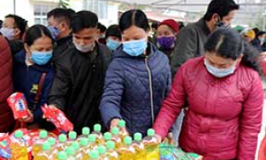 Cần nhân rộng mô hình chợ nhân đạo