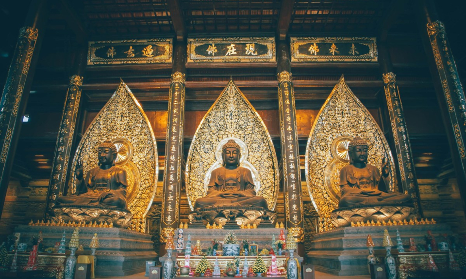 Cầu nguyện như nào cho đúng khi lễ chùa, chiêm bái chốn tâm linh?