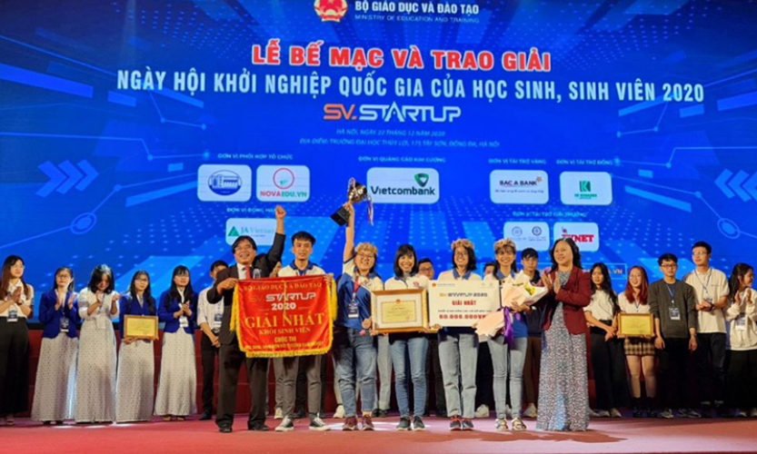 Làm giấy từ phế phẩm nông nghiệp