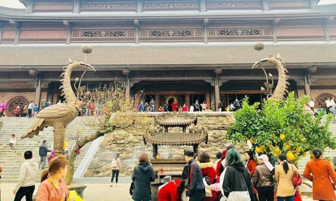 Hạn chế tổ chức hoạt động tôn giáo tập trung đông người phòng, chống dịch COVID-19