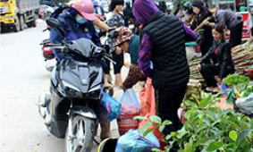 Thị trấn Văn Quan: Chợ vẫn lấn đường