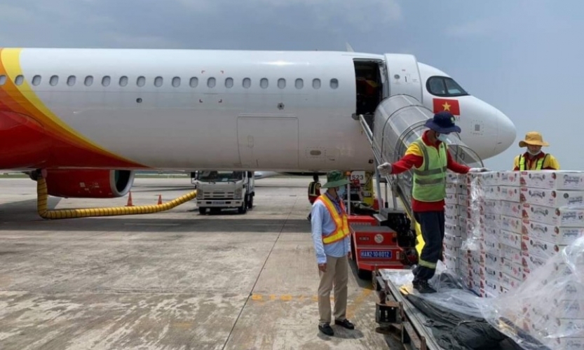 Vietjet Air đưa vải thiều Bắc Giang xuất ngoại