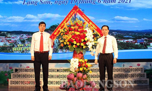 Lãnh đạo tỉnh, các cơ quan, đơn vị chúc mừng nhân kỷ niệm 96 năm ngày Báo chí cách mạng Việt Nam
