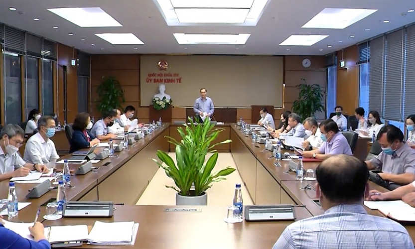 Quốc hội tổ chức Diễn đàn kinh tế, xã hội thường niên từ năm 2022