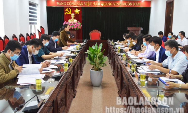Kiểm tra công tác kiểm soát, cải cách thủ tục hành chính tại huyện Hữu Lũng