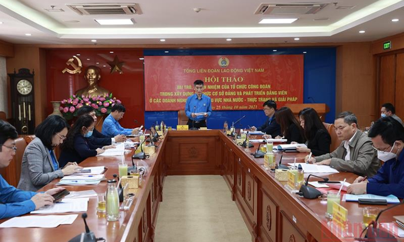 Vai trò của công đoàn trong phát triển đảng ở doanh nghiệp ngoài khu vực nhà nước