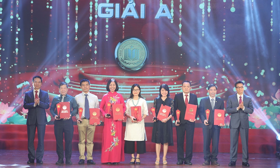 25 tác phẩm được trao giải Sách Quốc gia