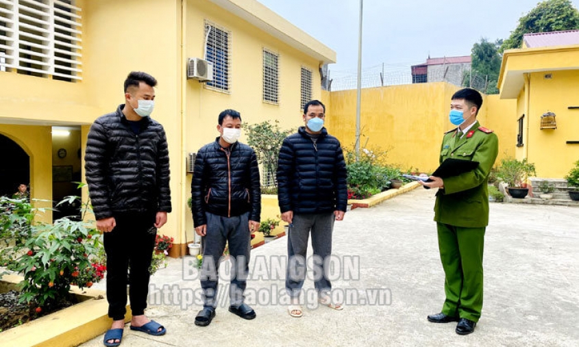 Triệt phá đường dây đưa và nhận hối lộ trong hoạt động xuất nhập khẩu