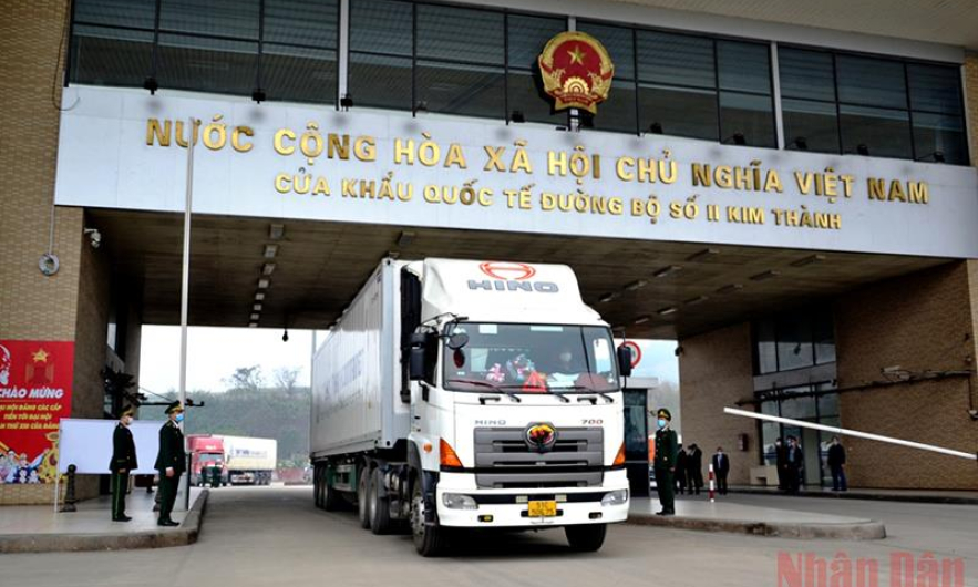 Thanh long xuất khẩu trở lại qua Cửa khẩu Kim Thành