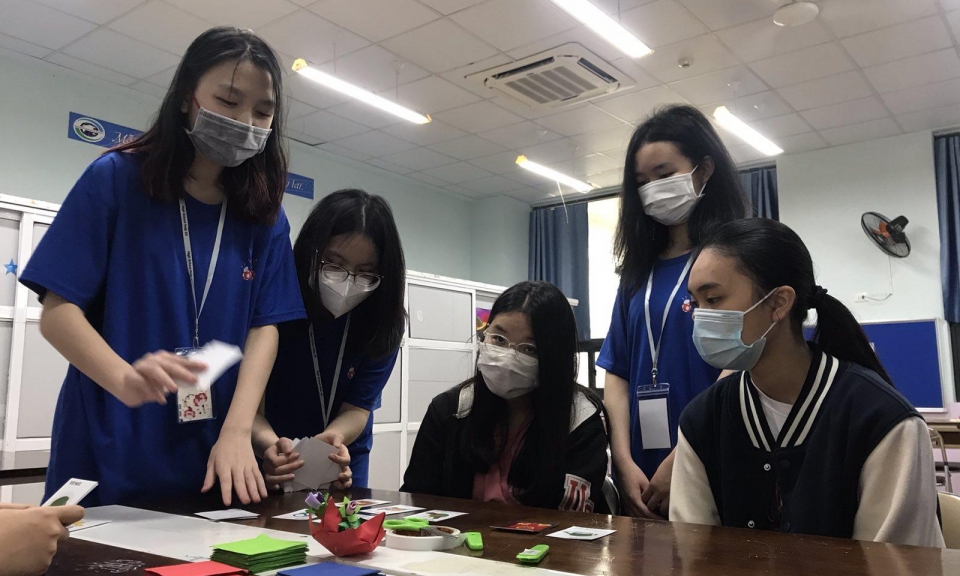 Những người bạn đồng hành đặc biệt của các sĩ tử