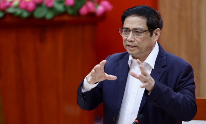 thành trung tâm kinh tế, văn hóa, xã hội trên biển của cả nước, thành trì vững chắc bảo vệ chủ quyền Tổ quốc