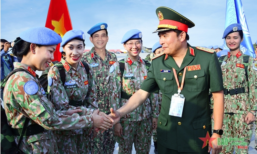 Nét đẹp nữ quân nhân