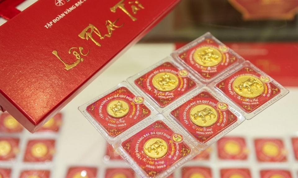 Giá vàng hôm nay 1-3: Dự báo giá vàng vượt mức 2.100 USD/ ounce
