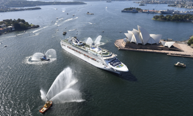 Australia đón du thuyền đầu tiên trở lại sau 2 năm đóng cửa phòng dịch