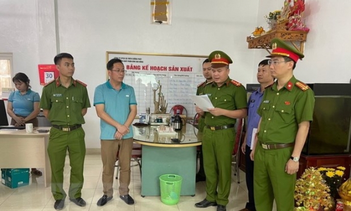 Thanh Hóa: Bắt tạm giam Giám đốc Công ty sản xuất phân bón giả