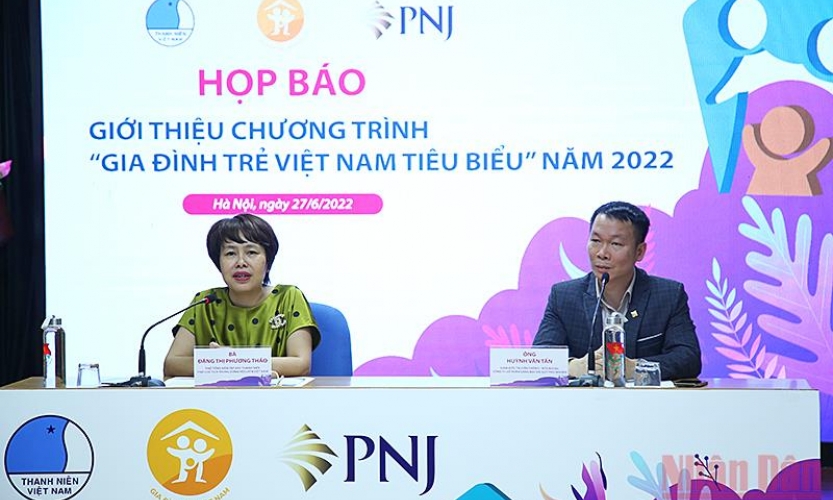 Vinh danh các gia đình trẻ tiêu biểu và hỗ trợ gia đình trẻ khởi nghiệp