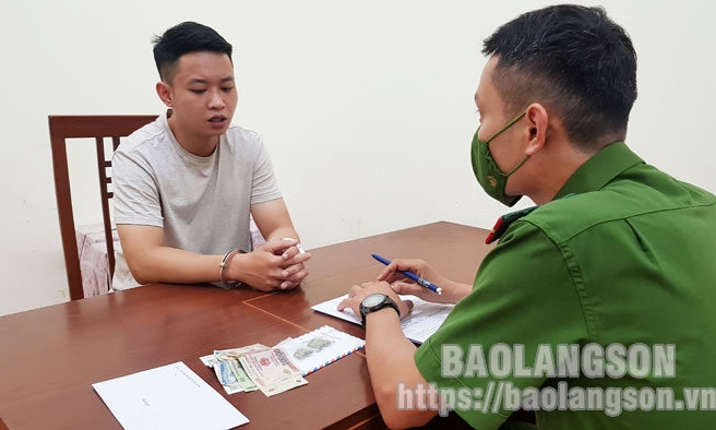 Công an thành phố Lạng Sơn: Bắt quả tang đối tượng mua bán cần sa