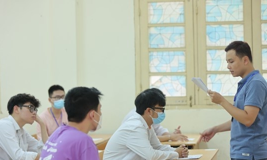 Hàng loạt trường đại học công bố điểm chuẩn trúng tuyển sớm