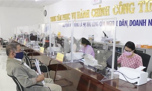 Thủ tướng: Rà soát kỹ lưỡng, tiếp tục cắt giảm mạnh thủ tục hành chính