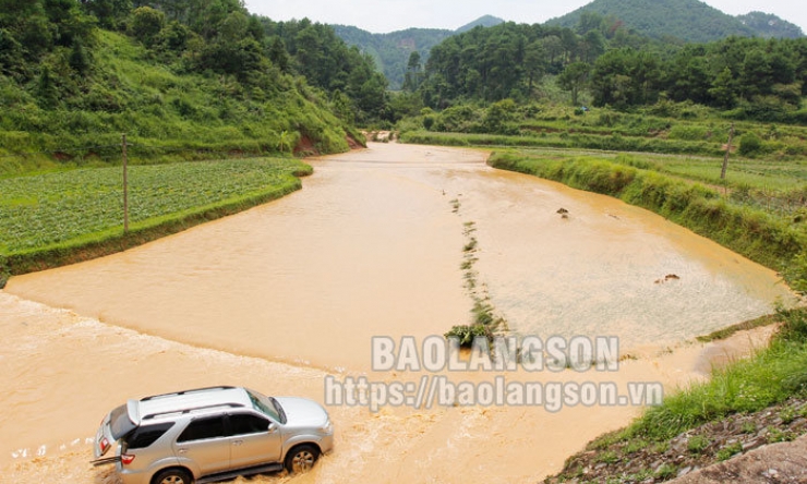 Vỡ đập Khuổi Quật, thị trấn Lộc Bình