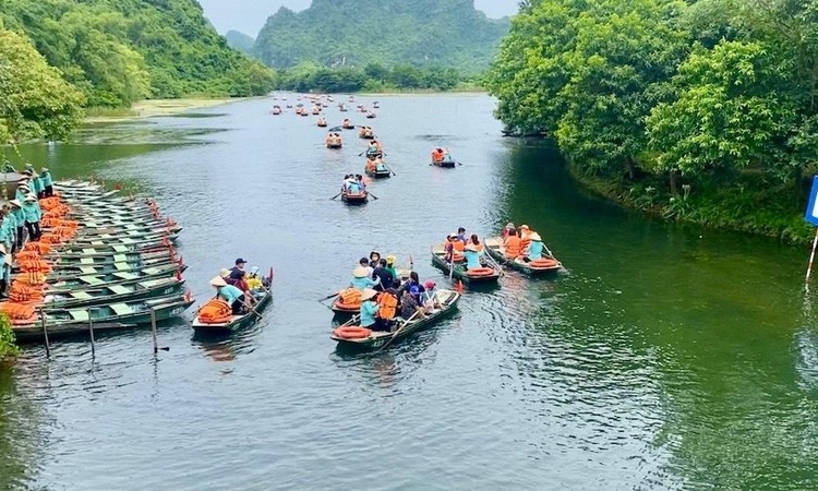 Du lịch nội địa bùng nổ trong dịp cuối tuần và nghỉ lễ