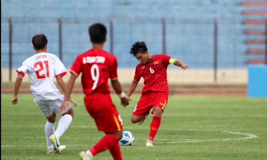 Thắng Philippines 5-0, U16 Việt Nam tạo lợi thế cuộc đua bán kết