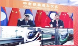Chuyến tàu hàng đầu tiên giữa tỉnh Sơn Tây của Trung Quốc và Lào