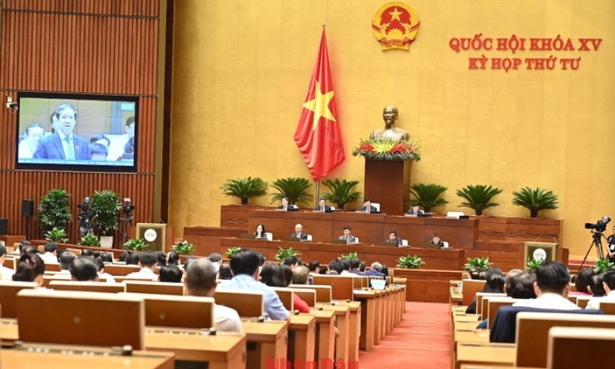 Bộ trưởng Giáo dục và Đào tạo lý giải việc thiếu giáo viên, giáo viên bỏ việc