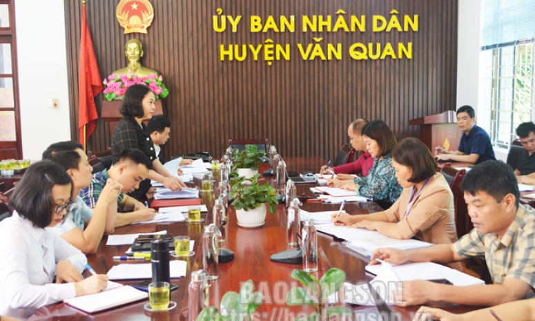 Kiểm tra công tác kiểm soát cải cách thủ tục hành chính tại huyện Văn Quan