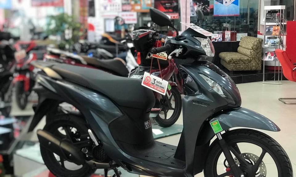 Nhiều mẫu xe tay ga tiếp tục khan hàng, đội giá bán cao tại đại lý