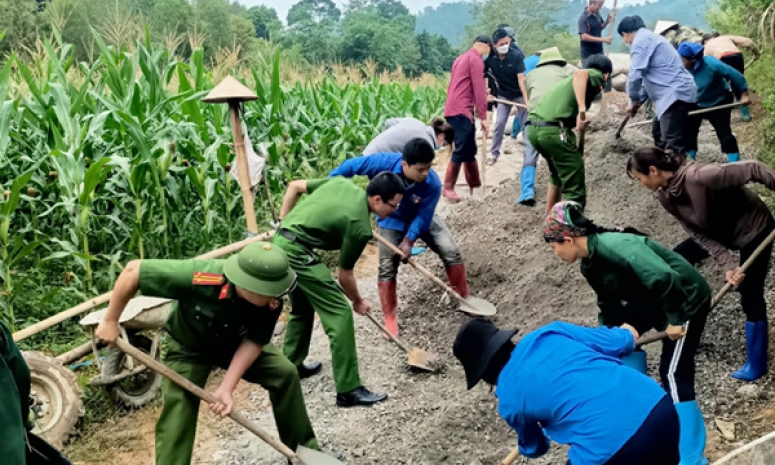 Công an xã Hồng Thái dân vận khéo giữ gìn an ninh trật tự tại cơ sở