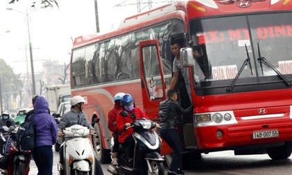 Xử lý dứt điểm “xe dù, bến cóc”, “xe trá hình tuyến cố định”, “xe ghép, xe tiện chuyến”